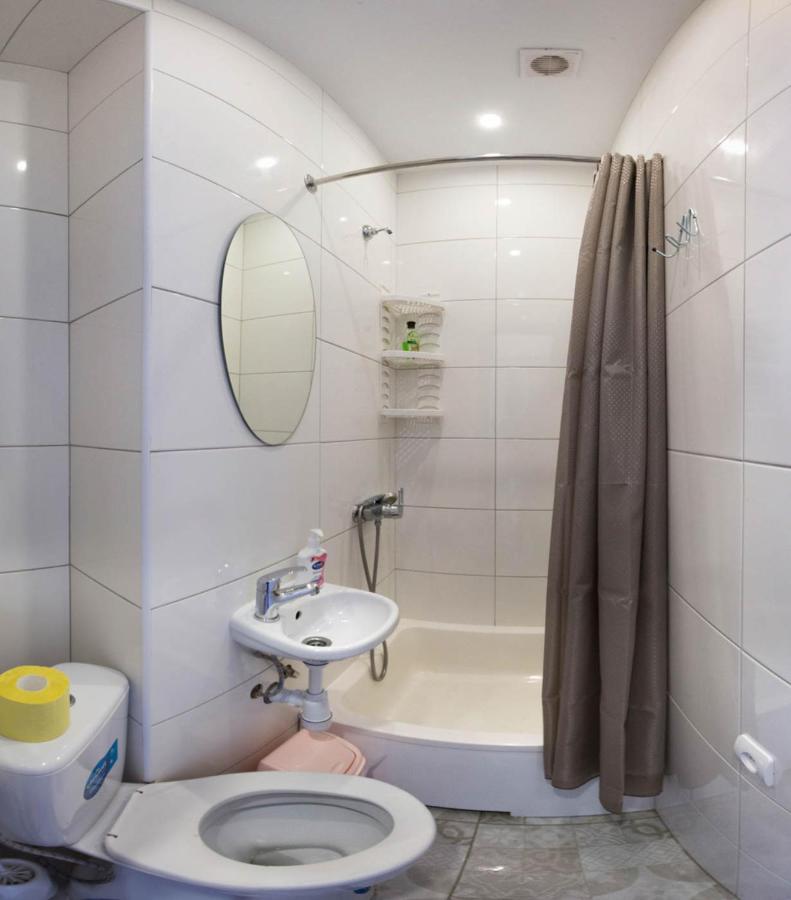 Apartament Lux Beside Metro Universytet, Yaroslava Mudroho - Chernyshevska Str 95-5 *