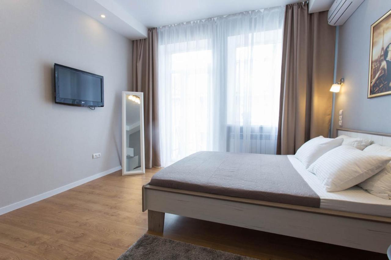 Lux Beside Metro Universytet, Yaroslava Mudroho - Chernyshevska Str 95-5 *